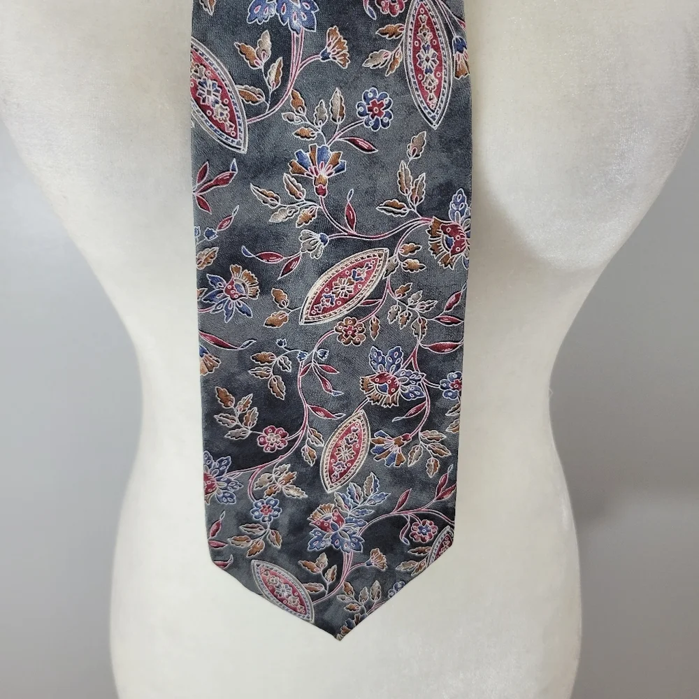 OSCAR DE LA RENTA grey paisley floral men's silk office formal necktie